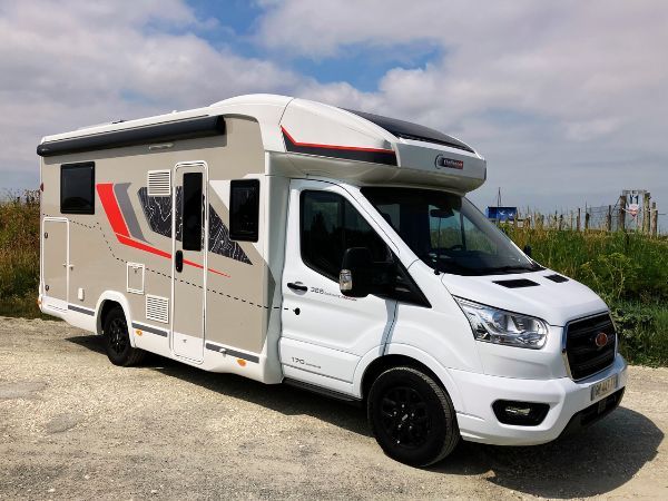 Challenger GRAPHITE 328 PREMIUM BOITE AUTO 170CH